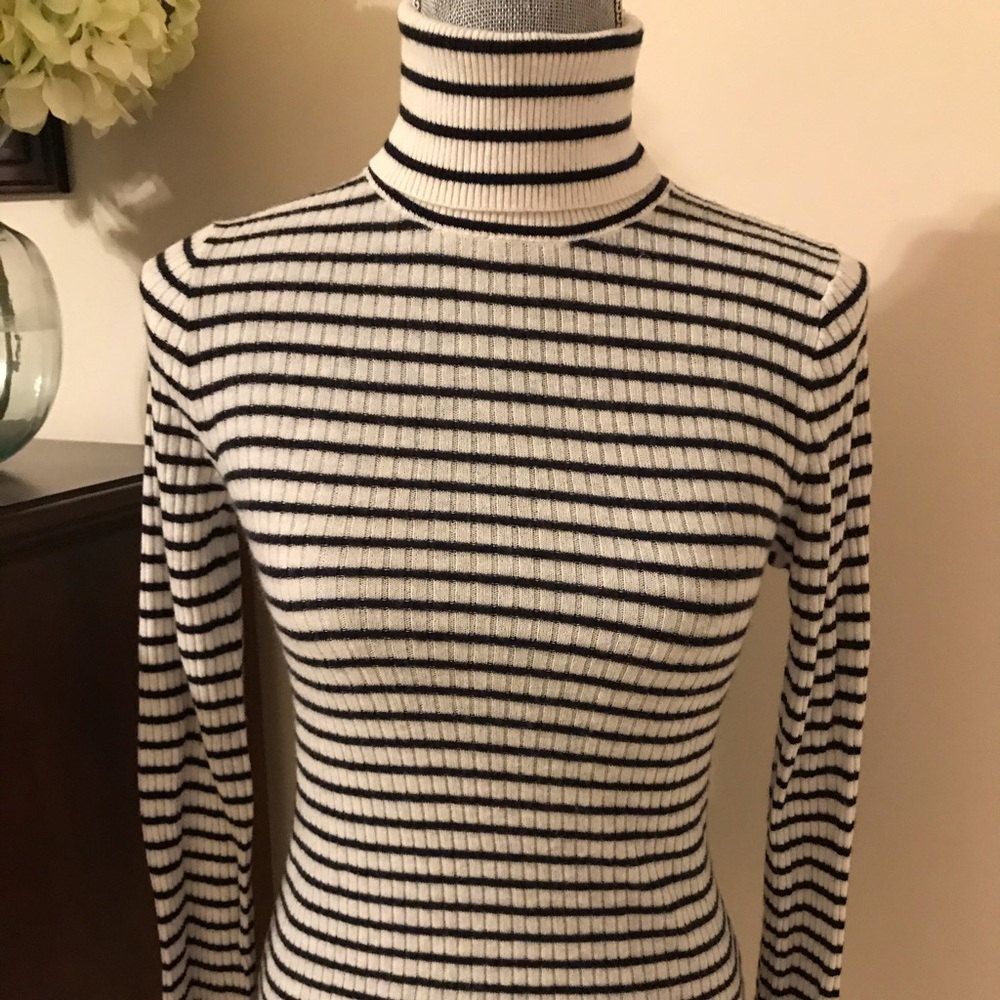 J.Crew Women’s Cashmere Sweater